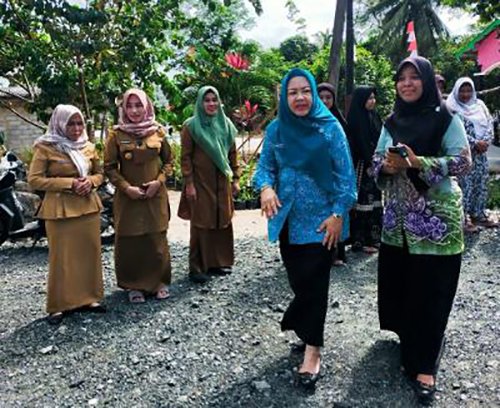 Persiapan Lomba PHBS Provinsi<br>Ketua TP PKK Tanbu Tinjau Dasa Wisma Anggrek 1 Hal 12 Tanbu 25 klm 3