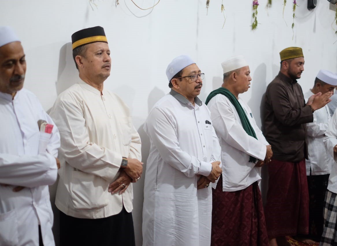 Wabup Said Idrus Hadiri Haul Habib Ali 1 Hal 16 2 Klm Martapura Hadiri haul