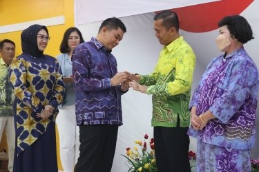 Ramah Tamah Sambut Danlanal Baru di Kotabaru 1 Hal 16 K Baru 3 klm 3