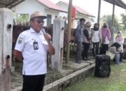 Disbunnak Serahkan Bantuan 100 Ekor Sapi