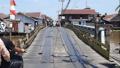 Hal 9 4 KLm Jembatan Banyiur