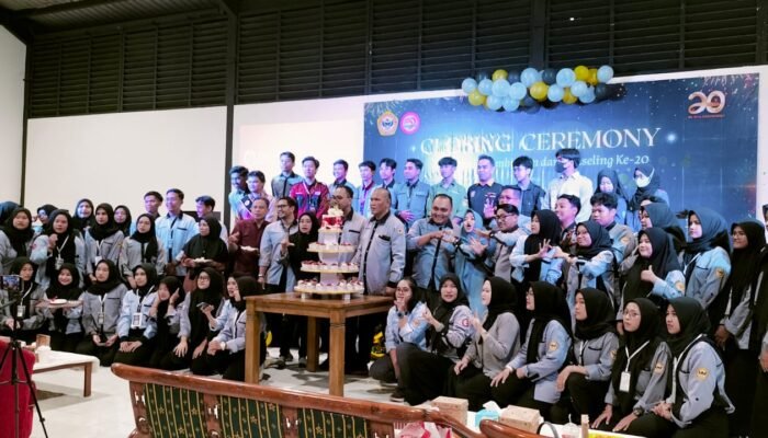 Penutupan Dies Natalis ke – 20 ULM