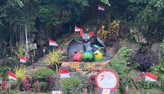 Pengunjung Wisata Alam Gowa Lowo Capai 200 Ribu