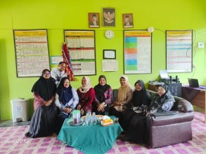 Tim PKM STKIP PGRI Banjarmasin Sambangi KKG Gugus Pangeran Tamjidillah 10 Tim PKM STKIP PGRI Banjarmasin Sambangi KKG Gugus Pangeran Tamjidillah
