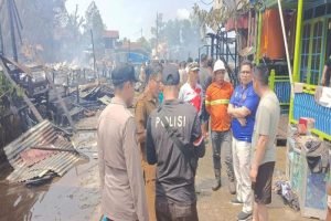 12 Rumah dan Dua Barak di Luwe Hulu, Barito Utara Musnah Terbakar