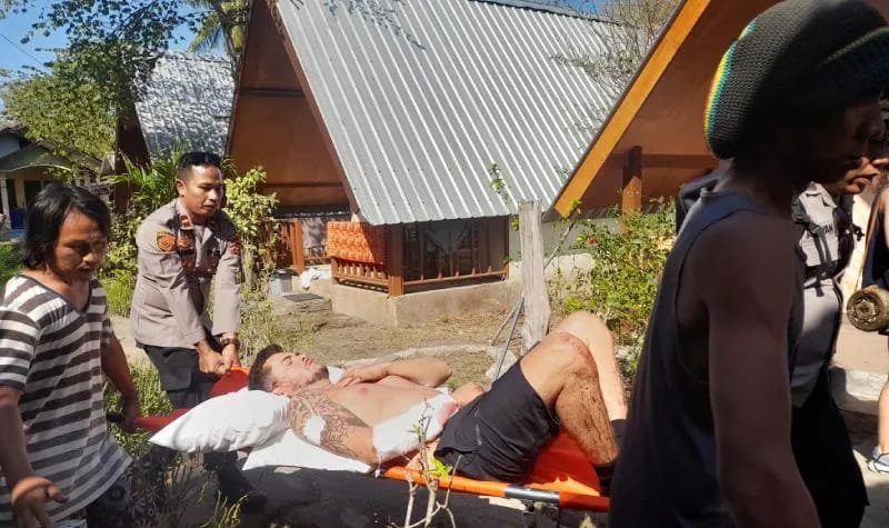 WNA Inggris Aniaya Pacar dan Rusak Bungalo di Amankan Polisi 1 IMG 20230815 WA0031