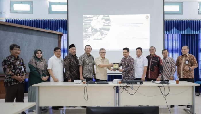 Komisi II DPRD Kalsel Pelajari Budi Daya Udang