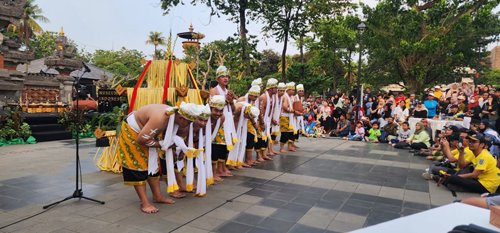 Seniman Kalsel Terbaik, Geser 6 Provinsi 1 1 3 klm seniman