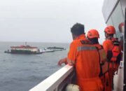 Dua ABK Ditemukan Selamat di Selat Makassar 27 Dua ABK Ditemukan Selamat di Selat Makassar