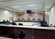 Majelis Hakim Gugurkan Tuntutan kepada Almarhum Ahmad Rizaldy 26 Majelis Hakim Gugurkan Tuntutan kepada Almarhum Ahmad Rizaldy