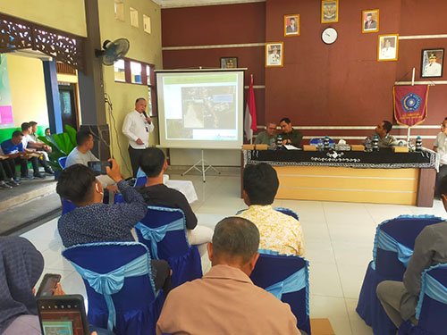Warga Tatah Belayung, Simpang Empat dan Pasar Kamis<br>Sepakat Dukung Pemasangan Pipa 2.500 M PT AM Intan Banjar 1 9 3 klm foto HL Warga Belayung