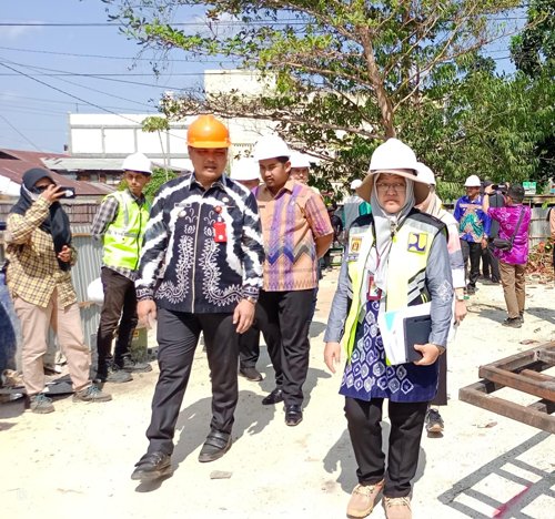 Hal 10 3 KLM BJB 1 7