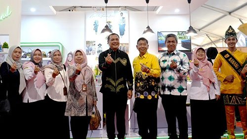 Aditya: Kalsel Expo Jadi Jendela Dunia Mengenal Banjarbaru 1 Hal 10 3 KLm BJb1
