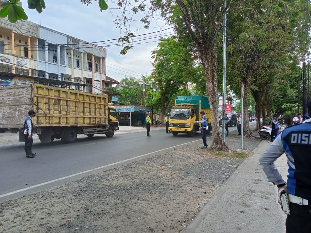 Hal 10 3 Klm Uji Emisi