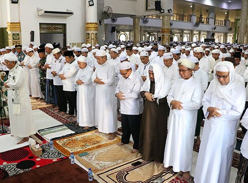 Hal 16 4 Klm Martapura Shalat Istisqa