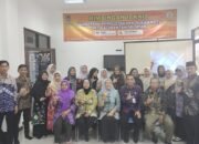 Dispersip Kalsel - Batola Bekali Pengelola Perpustakaan Sekolah dan Desa 9 Dispersip Kalsel – Batola Bekali Pengelola Perpustakaan Sekolah dan Desa
