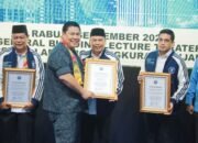 Mujiyat Terima Penghargaan Kota Tanggap Ancam Narkoba