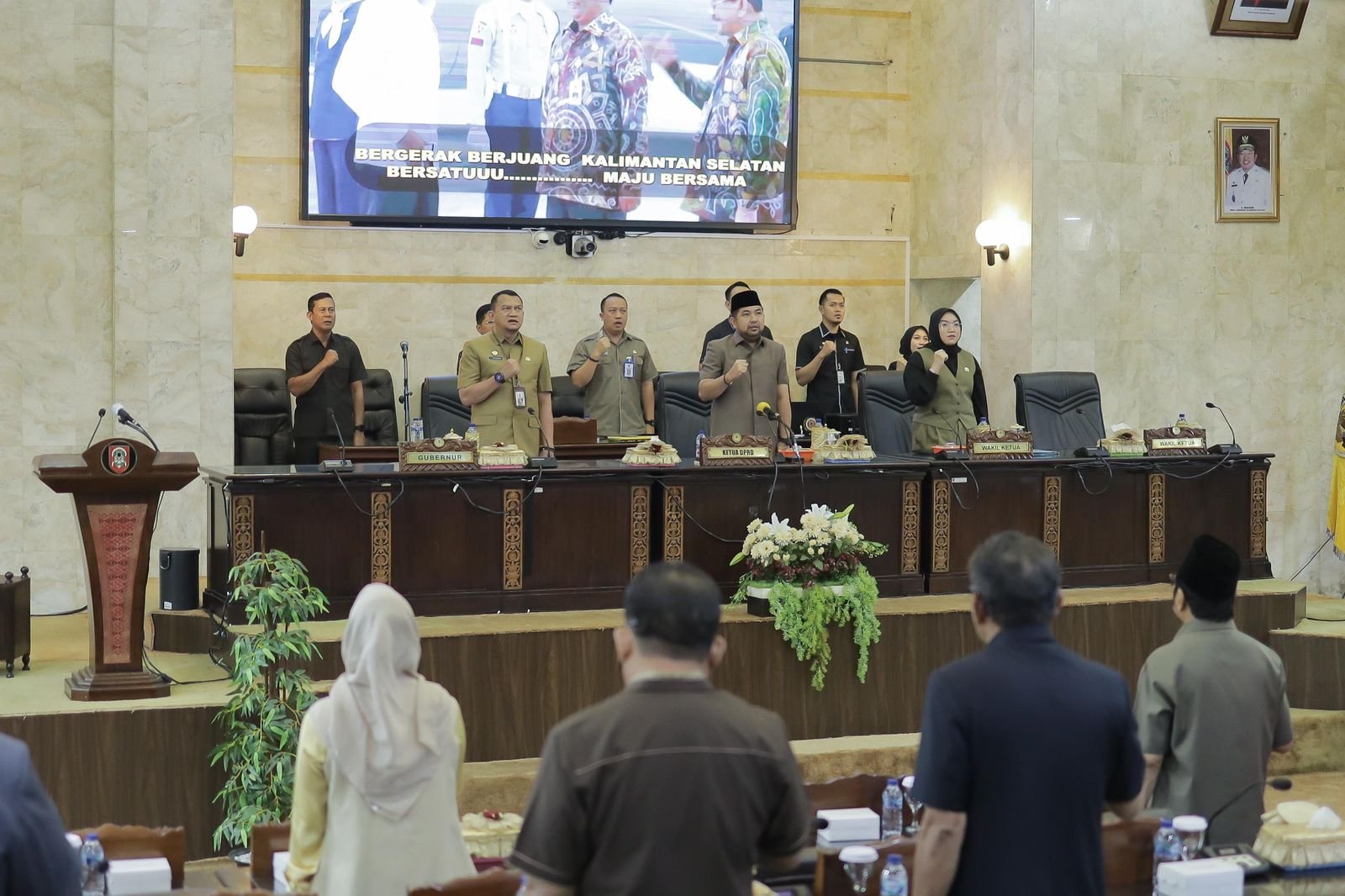 Dewan Sepakat Bahas Lima Raperda 1 IMG 20230907 WA0093