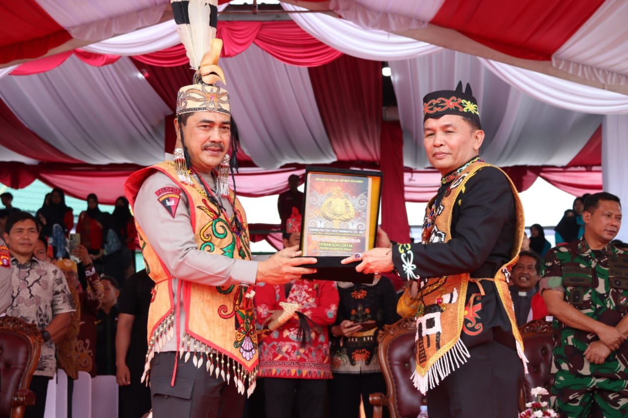 Wakapolri Diberi Gelar Warga Kehormatan Masyarakat Dayak 1 IMG 20230908 WA0017 1