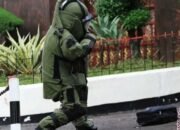 Bahan Peledak Diikatkan ke Bayi Kembar