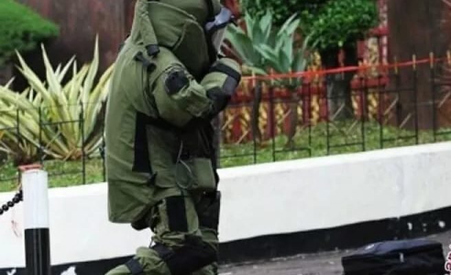 Bahan Peledak Diikatkan ke Bayi Kembar