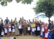 Bank Kalsel Kerjasama Pemkab Kotabaru, Bagi- Bagi Bantu Pelaku UMKM 26 Bank Kalsel Kerjasama Pemkab Kotabaru, Bagi- Bagi Bantu Pelaku UMKM
