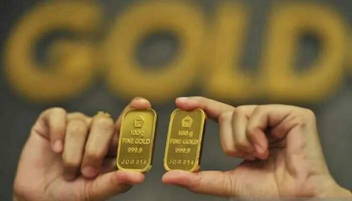 Harga Emas Jatuh ke Level Terendah, Ini Penyebabnya
