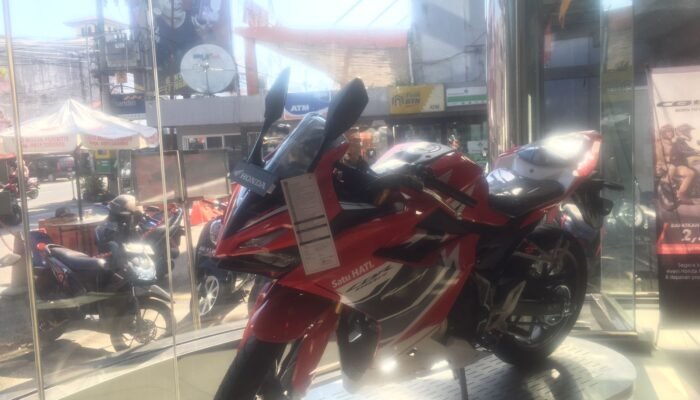 Ada Diskon CB150R dan CBR150R di Trio Motor