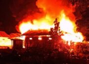 Tiga Rumah Musnah Terbakar di Desa Parigi Simbar Kabupaten Tapin 11 Tiga Rumah Musnah Terbakar di Desa Parigi Simbar Kabupaten Tapin