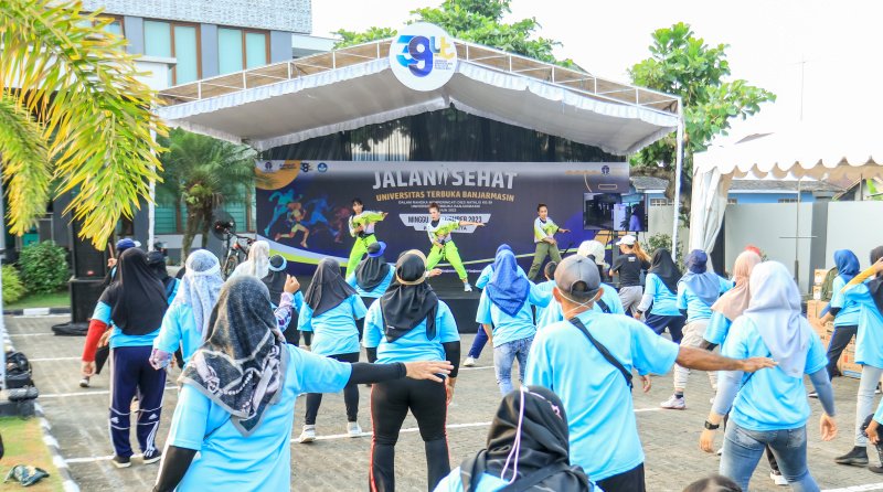 Rayakan Dies Natalis ke-39, UT Banjarmasin Gelar Jalan Sehat 4 IMG 20230903 180517