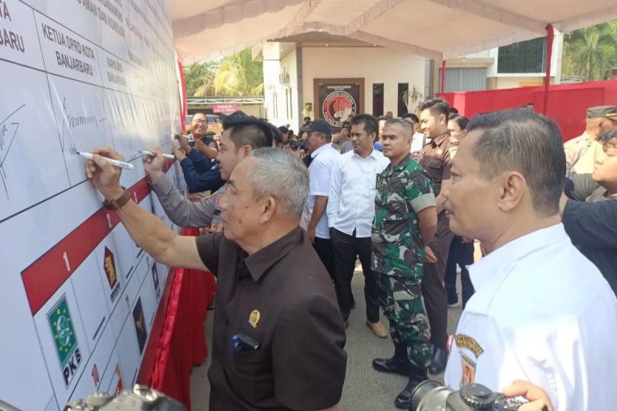 Wawali Dukung Polres Wujudkan Pemilu Damai 1 hal10 3klmbjb1