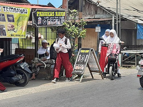 Kualitas Udara Sangat Buruk<br>Pemko Banjarmasin Belum Rencanakan Liburkan Sekolah 1 hal9 4klmlibur