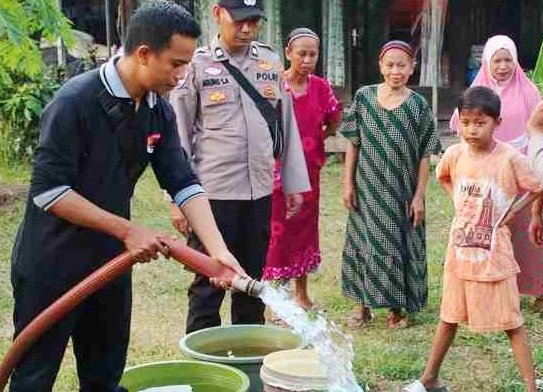 1,6 Juta Liter Air Bersih Telah Didistribusikan 2 1 2 klm 55 cm kontrak banjarir