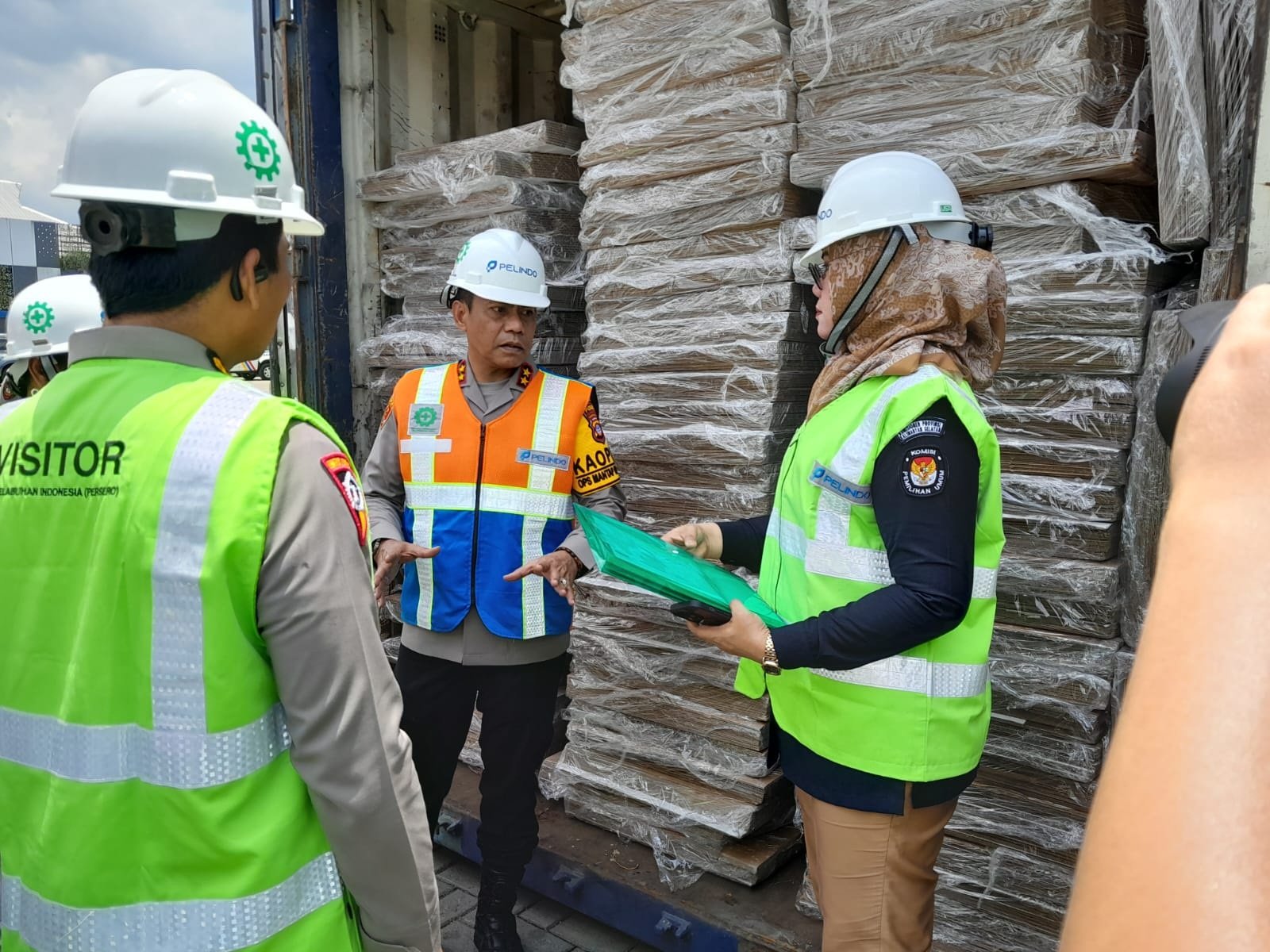 1 3 klm bilik suara kapolda