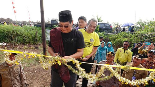 1 35 klm Kontrak Pemprov19 Paman Birin