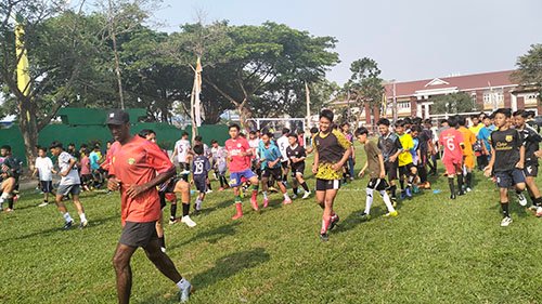 13 2klm Pelatih barito putera jpg