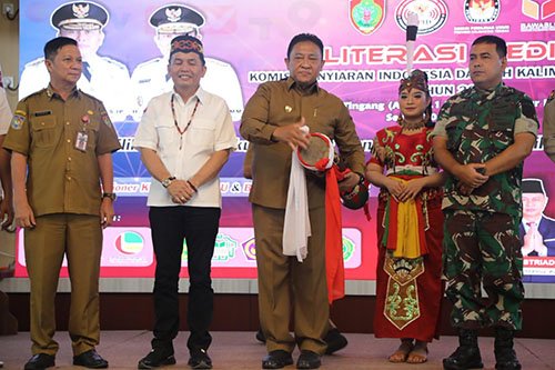 Wagub Kalteng: Literasi Media Tingkatkan Pemahaman Pemilih Pemula 1 15 kalteng1 6