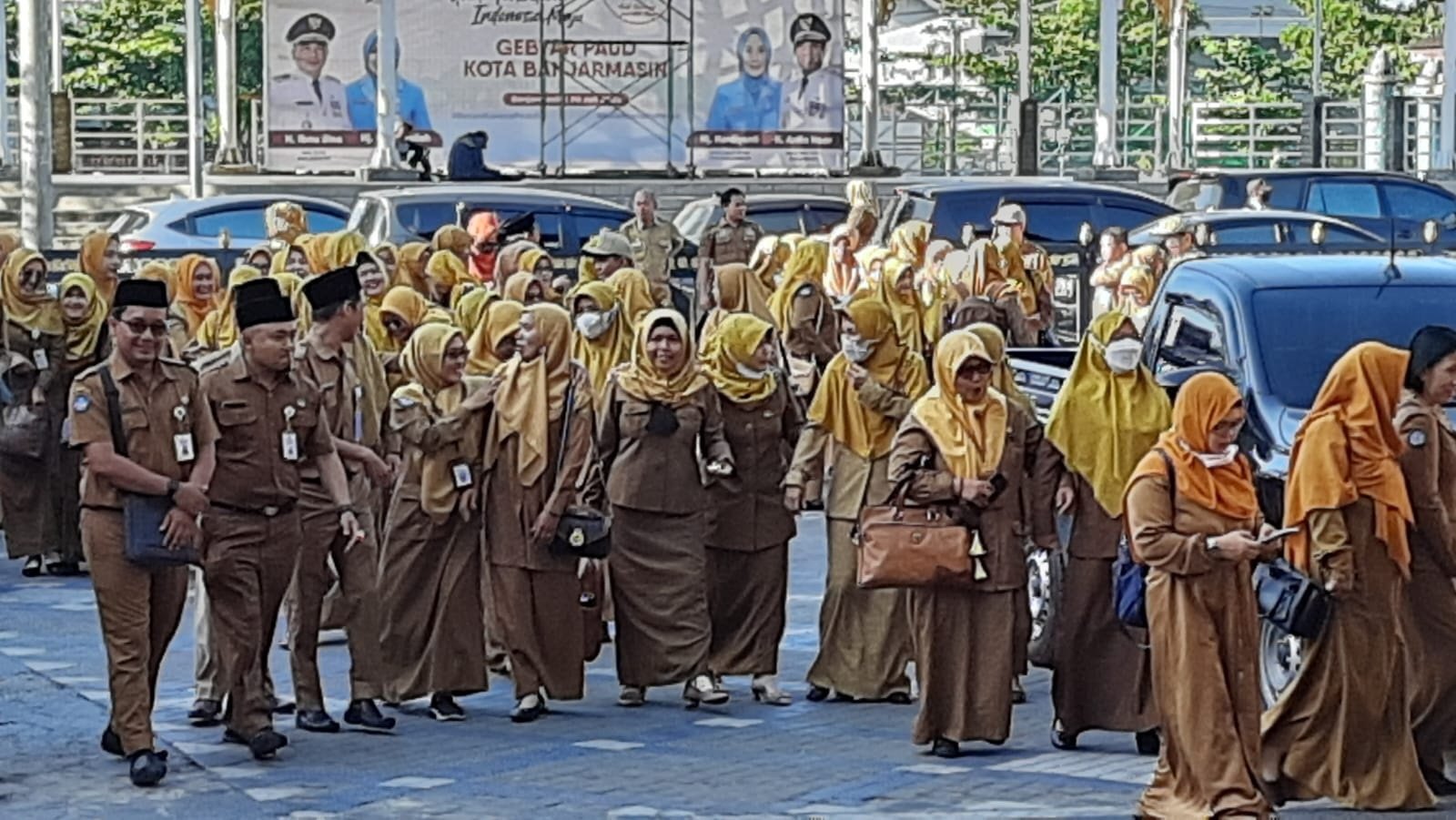 Hal 10 3 KLM ASN Pemko