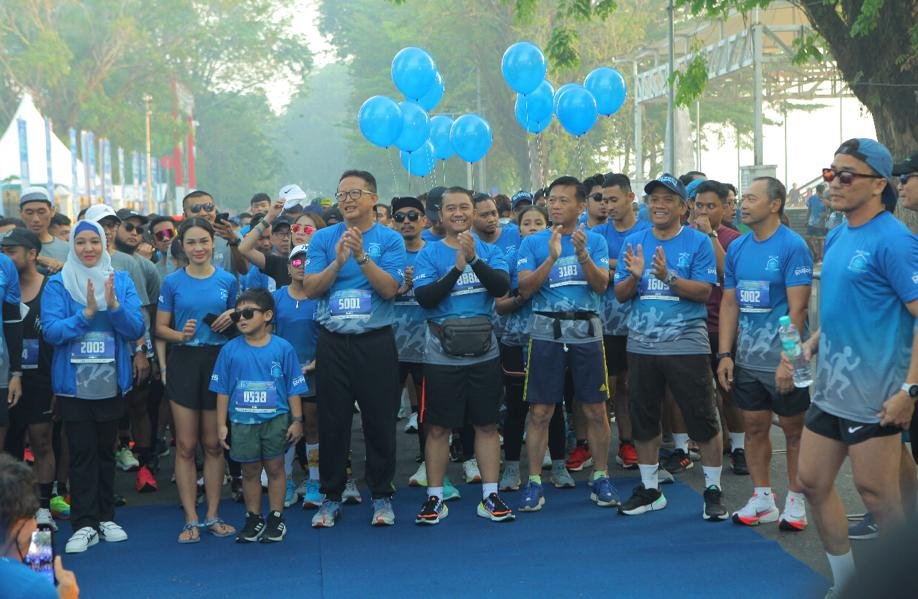 Perluas Akseptansi QRIS, BI Kalsel Gelar Fun Run 1 Hal 10 3 KLm BI