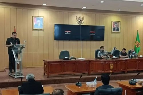 Hal 10 3 KLm BJB 2 8