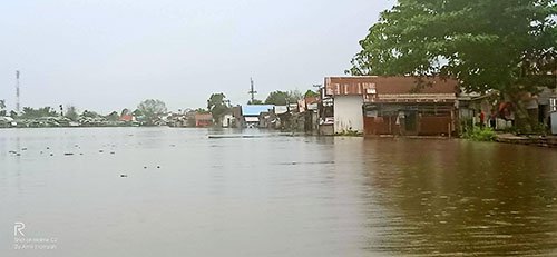 Hal 10 3 KLm Bantaran sungai