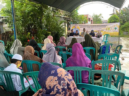 Sukrowardi Diminta Atasi Kesemrawutan Kabel Listrik dan Kaca Cekung 1 Hal 10 3 KLm Reses
