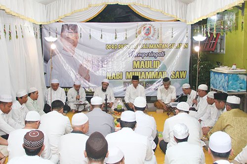 Paman Yani Ajak Teladani Nabi Pemimpin Umat Muslim Dunia 1 Hal 10 3 Klm Maulid Nabi