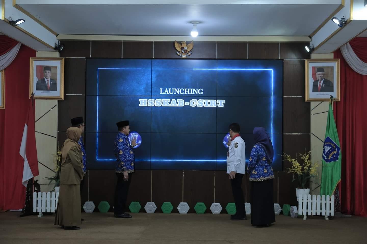 Hal 12 HSS 1 3 klm 17