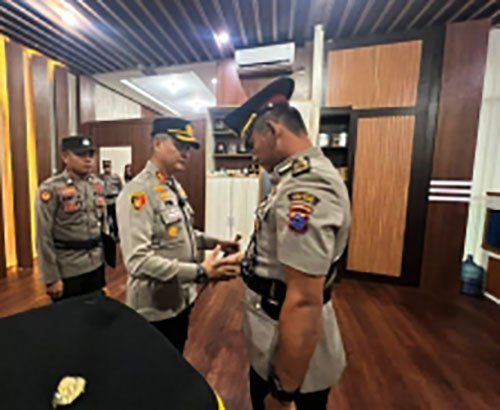 Kapolres Kotabaru Lepas Kabag Ops Kasat Reskrim Polres Kotabaru 1 Hal 16 K Baru 3 klk
