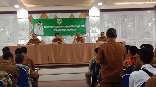 Bupati Tekankan Upaya Turunkan Stunting dan Kemiskinan 1 Hal 2 Bal 3 klm 1