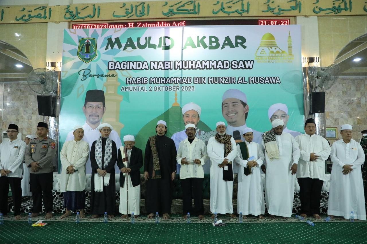 Pj Bupati HSU Hadiri Peringatan Maulid di Masjid Raya At Taqwa 1 Hal 4 HSU 4 kkm