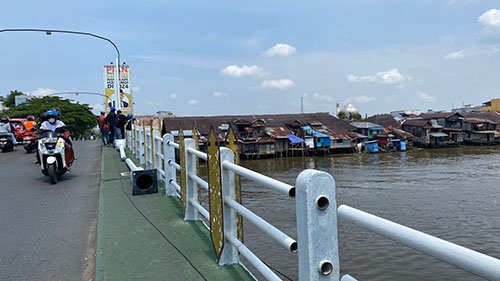 Proyek Asesoris Jembatan Jangan Jadi Mubazir 1 Hal 9 3 Klm Jembatan pasar lama1