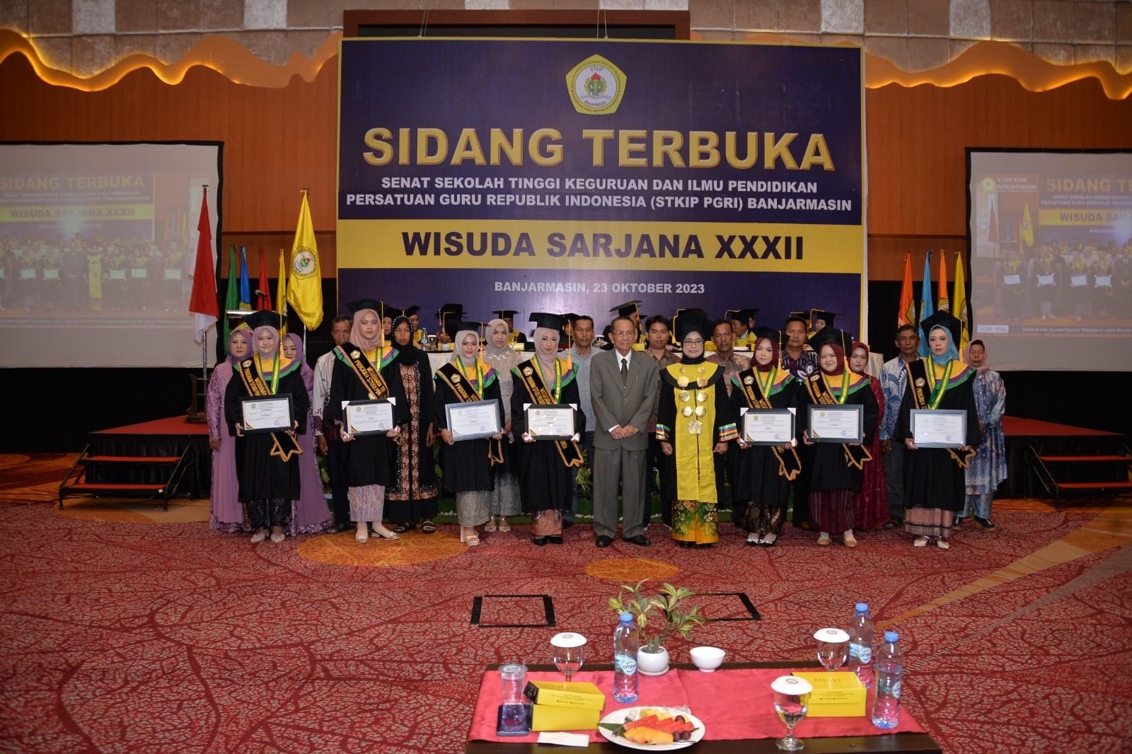 Hal 9 3 Klm Wisuda 1