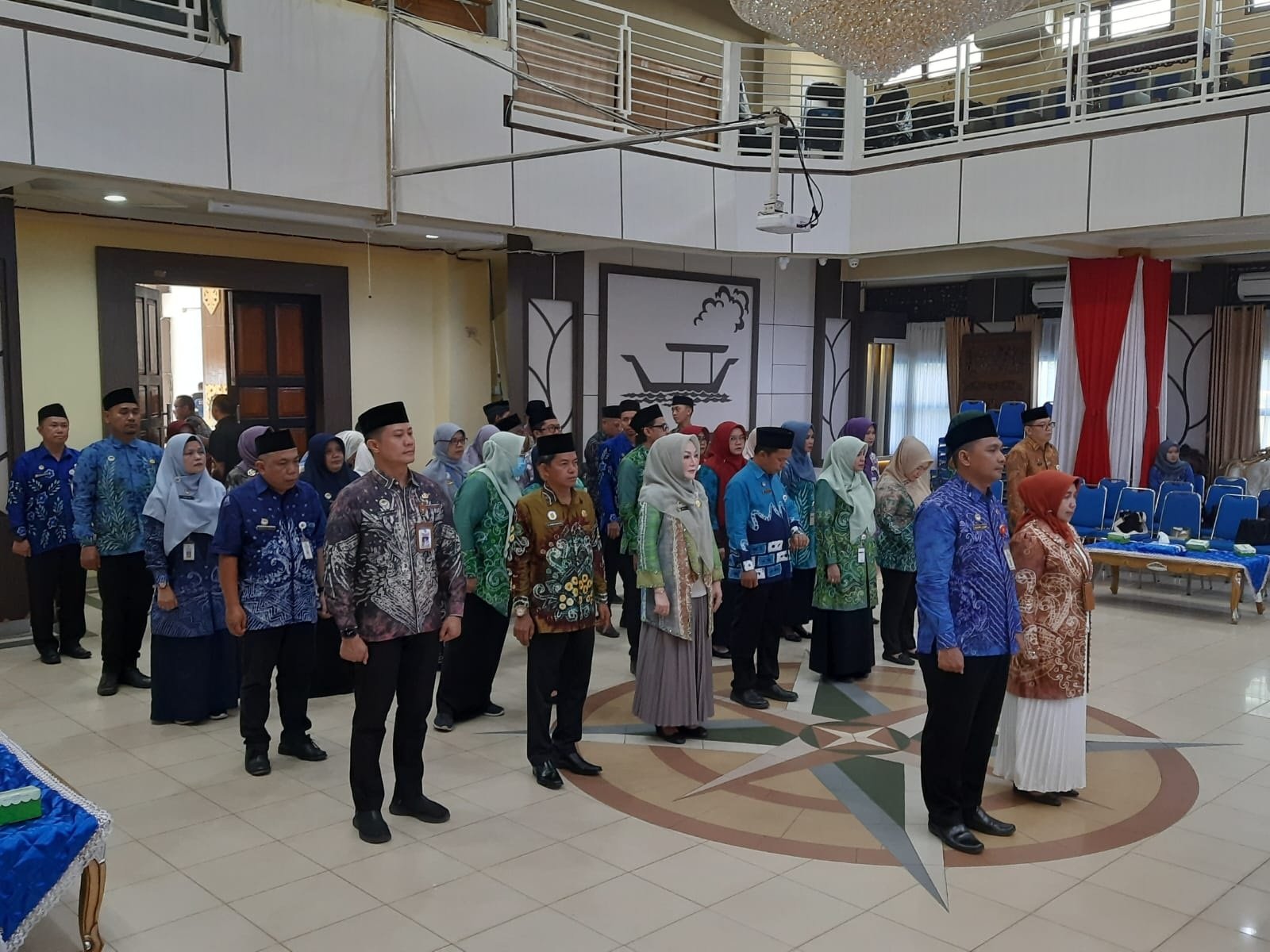 Lantik Puluhan Pejabat Baru, H Arifin Noor : Upaya Meningkatkan Kualitas Pelayanan Publik dan Pemerintahan 1 Hal 9. 3 KLm Kontrak 1 Gabung Kontrak 2
